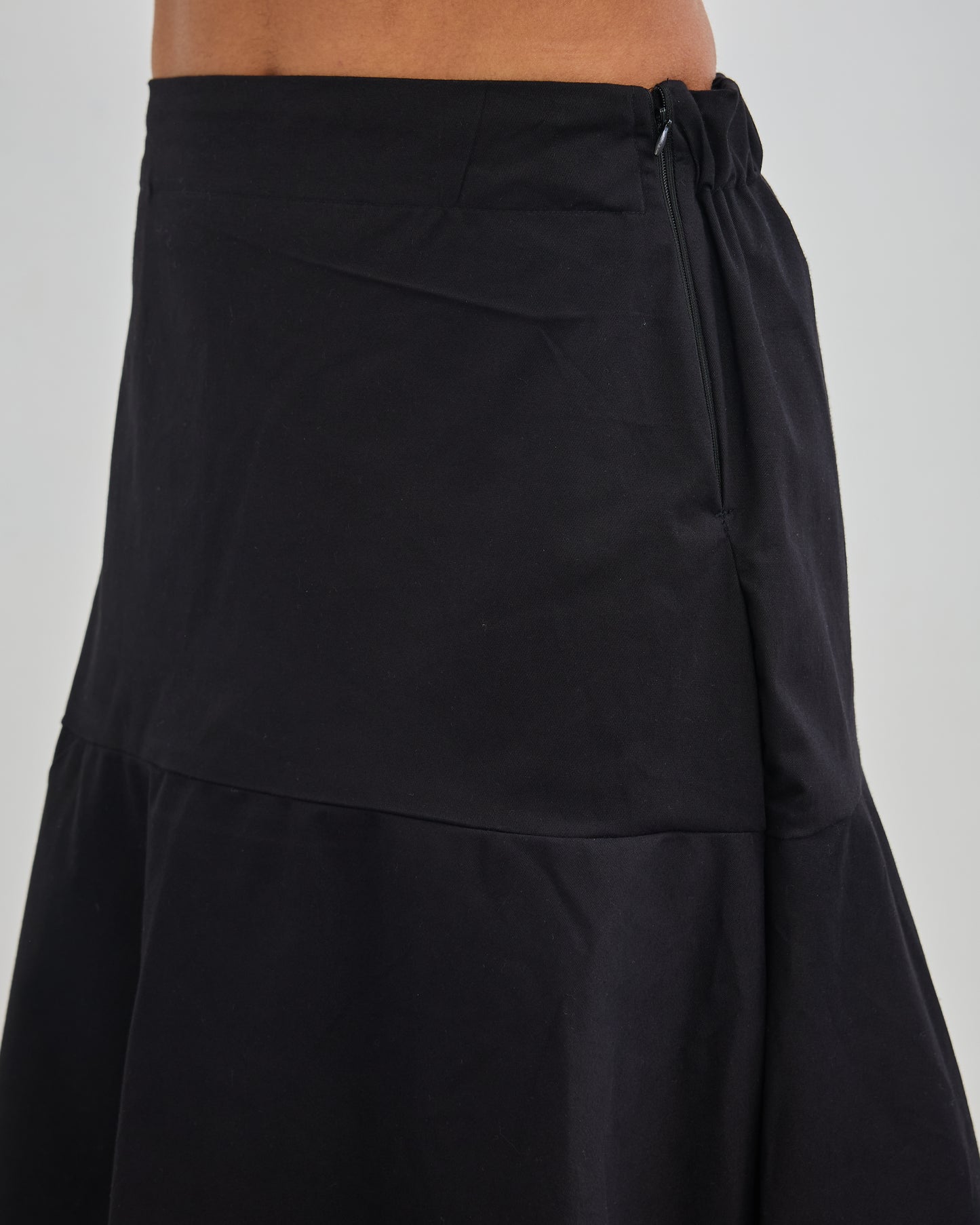 The Structured Tiered Skirt - Black