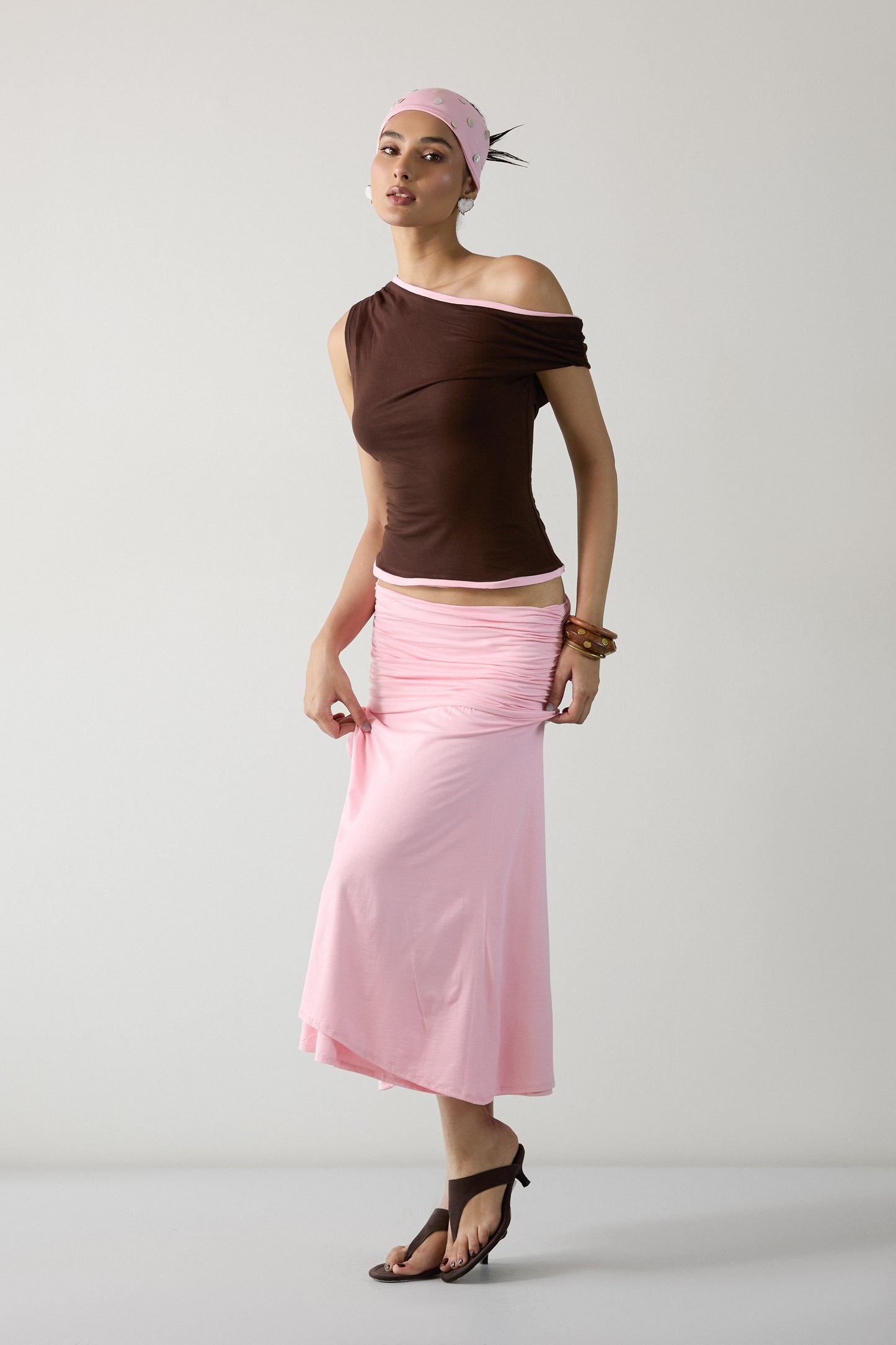 The Contrast Glide Top- Brown