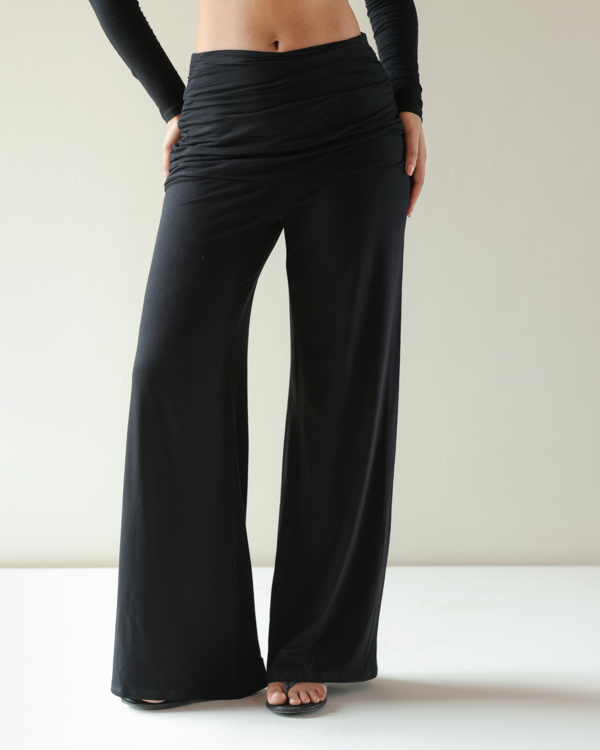 Ruche Knit Pyjama - Black