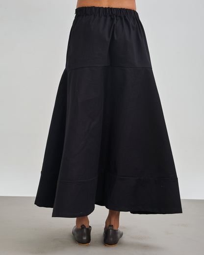 The Structured Tiered Skirt - Black