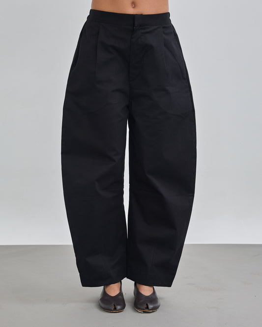 The Arc Barrel Pants - Black