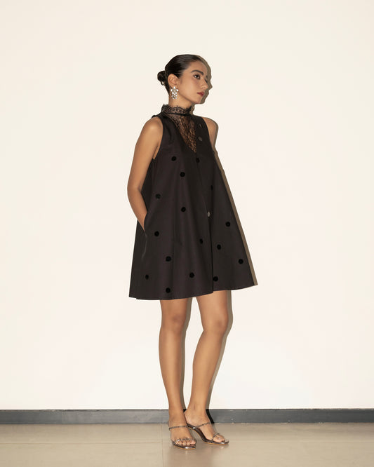 Mila Mini Dress in Black - CLOFII