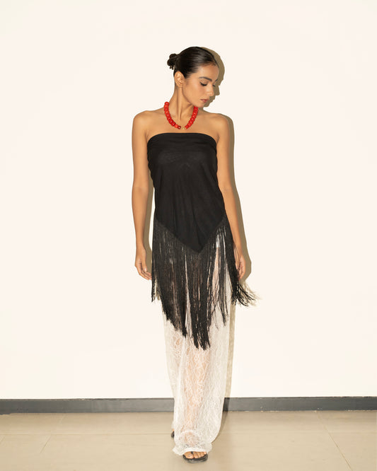 Fringe Scarf in Black - CLOFII