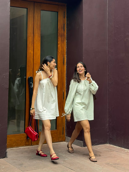 The Elle Dress in white - view 3