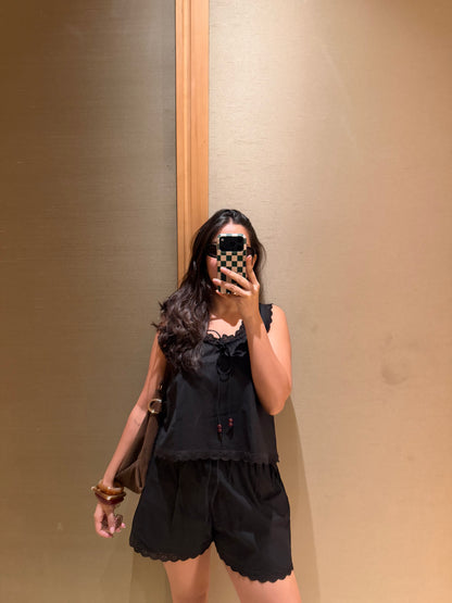 Iris Top in black - view 2